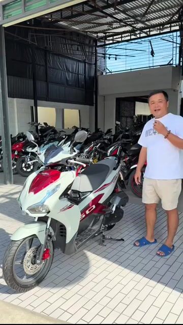 AB 160 abs 2024 xám xi măng như mới.. Mua bán Xe máy tại Quận Ô Môn Cần Thơ được đăng bởi Trần Tùng hình 1