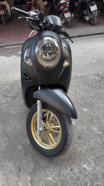 Honda Scoopy Smartkey 2022 Đen 10.000 km. Mua bán Xe máy tại Quận Ba Đình Hà Nội được đăng bởi Xe Máy Nam Thi hình 1