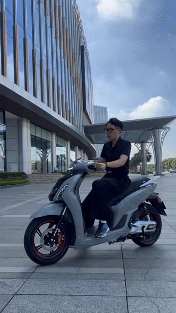 BF điện kiểu dáng SH. Mua bán Xe máy tại Quận Đống Đa Hà Nội được đăng bởi Xe Bảo Tín 61 Nguyễn Lương Bằng HN hình 1
