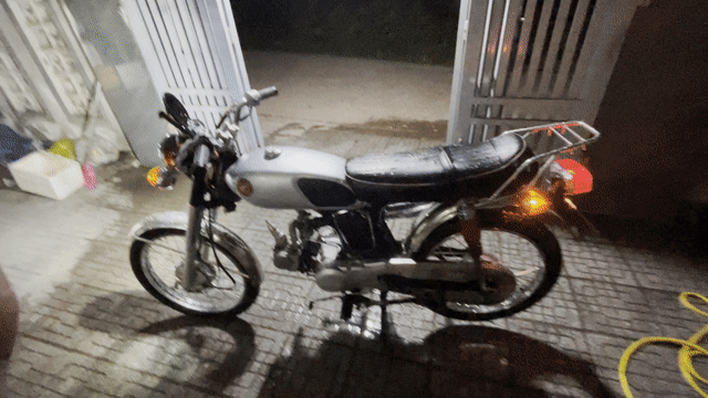 Honda 67 lên dáng CL 50 Bạc. Mua bán Xe máy tại Thành phố Huế Thừa Thiên Huế được đăng bởi Điện Thoại Sale hình 1