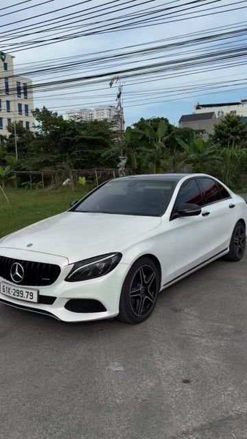 Mercedes Benz C Class 2017 C200 - 96000 km. Mua bán Ô tô tại Thành phố Dĩ An Bình Dương được đăng bởi Thắng hình 1