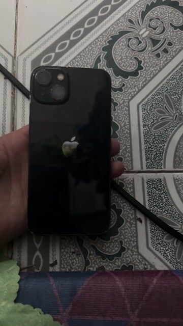 Apple iPhone 13 Đen. Mua bán Điện thoại tại Huyện Hoài Đức Hà Nội được đăng bởi Lê Văn Quyền hình 1