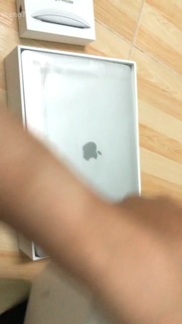 Apple MacBook Air 2019 i5 13.3 inch 8GB/128GB Bạc. Mua bán Laptop tại Quận Phú Nhuận Tp Hồ Chí Minh được đăng bởi Nguyễn Ngọc Minh Tuyền hình 1
