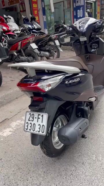 Honda Lead 2017 125 Xanh than 12.000km. Mua bán Xe máy tại Quận Đống Đa Hà Nội được đăng bởi Hà hình 1