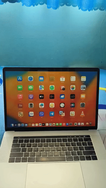 MacBook Pro 2018 15inch. Mua bán Laptop tại Huyện Châu Đức Bà Rịa - Vũng Tàu được đăng bởi Nguyễn Ngân hình 1