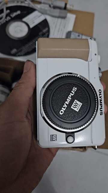 Máy ảnh Olympus PL1S Trắng. Mua bán Máy ảnh, Máy quay tại Thị xã Bến Cát Bình Dương được đăng bởi Hung Nguyen hình 1