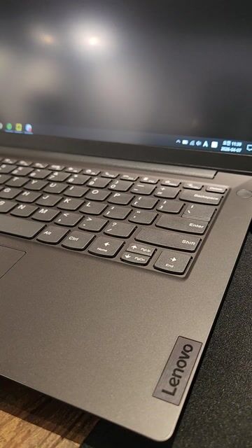 Lenovo 8GB/512GB Xám Như mới. Mua bán Laptop tại Thành phố Đà Lạt Lâm Đồng được đăng bởi June hình 1