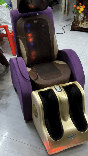 Ghế massage Kazuko Tím Nâu Vàng đã qua sử dụng. Mua bán Bàn ghế tại Thị xã Tân Châu An Giang được đăng bởi TRung Tín hình 1