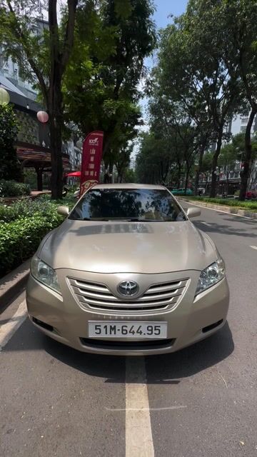 Xe Cọp Toyota Camry 2007 LE 2.4 90.000km. Mua bán Ô tô tại Quận Tân Phú Tp Hồ Chí Minh được đăng bởi Tổng Công Ty Đại Hoàng Minh hình 1