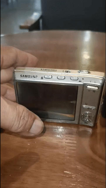 Máy ảnh Samsung Bạc. Mua bán Máy ảnh, Máy quay tại Quận 12 Tp Hồ Chí Minh được đăng bởi Kim Hoàng hình 1