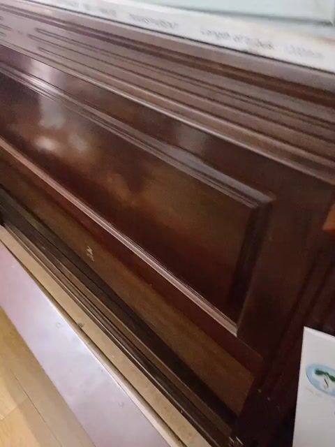 Giường đôi Gỗ căm xe Nâu 1.6m x 2m. Mua bán Giường, chăn ga gối nệm tại Quận 3 Tp Hồ Chí Minh được đăng bởi le Viet hình 1