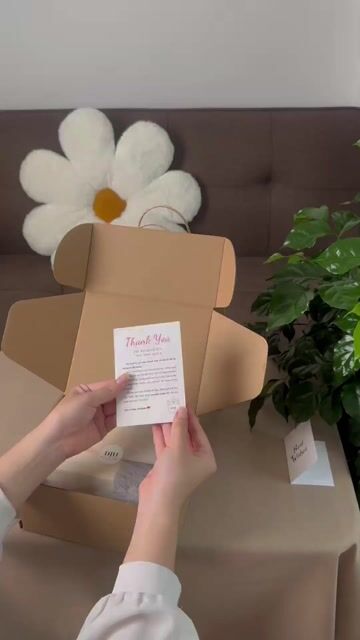 Thanh lý quà tặng Nến thơm 220g kèm cột tóc lụa. Mua bán Nội thất, đồ gia dụng khác tại Thành phố Thủ Đức Tp Hồ Chí Minh được đăng bởi Hồ Thanh Thúy hình 1