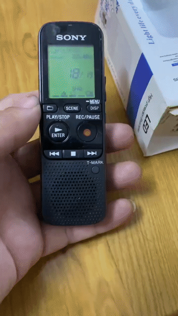 Máy ghi âm Sony ICD-PX333 Đen 4GB rất mới. Mua bán Tivi, Âm thanh tại Quận 12 Tp Hồ Chí Minh được đăng bởi Quyên Phạm hình 1