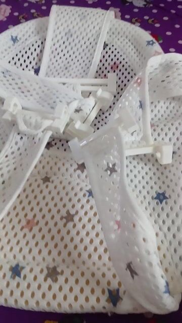 Lưới tắm cho bé