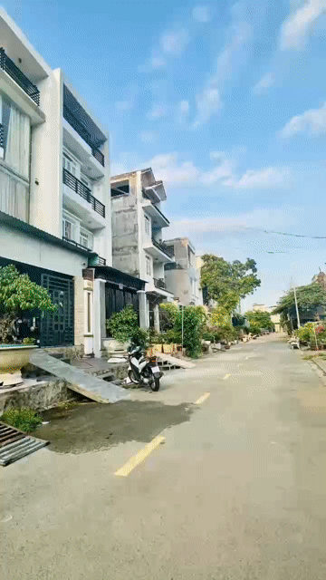 Mua bán Nhà ở Huyện Bình Chánh Tp Hồ Chí Minh diện tích 109 m² giá 7,45 tỷ