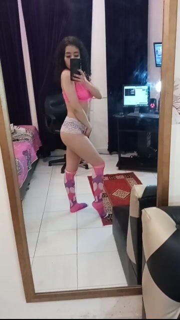 Model - Valerie_Mase roleplay