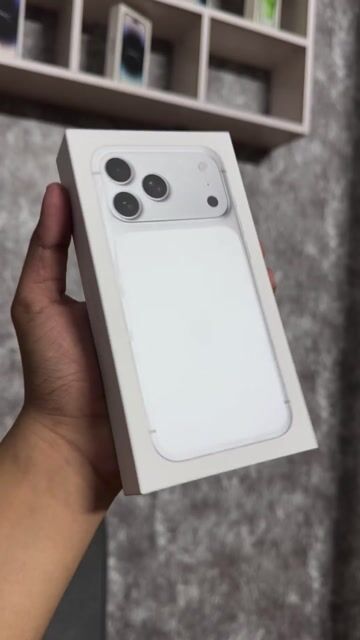 Apple 17 Promax Trắng Chính Hãng Zp/A NewSeal. Mua bán Điện thoại tại Quận Liên Chiểu Đà Nẵng được đăng bởi Tin Store hình 1