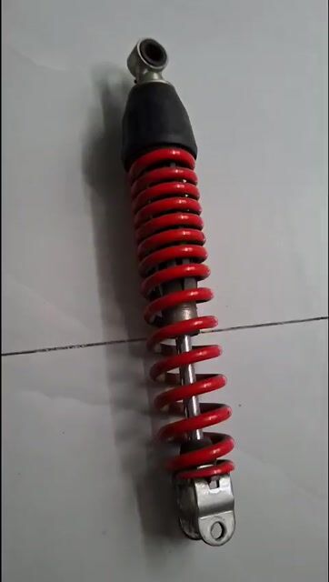 Phuộc sau Honda Vision 2023 Đỏ. Mua bán Phụ tùng xe tại Quận Gò Vấp Tp Hồ Chí Minh được đăng bởi Đình Quang hình 1