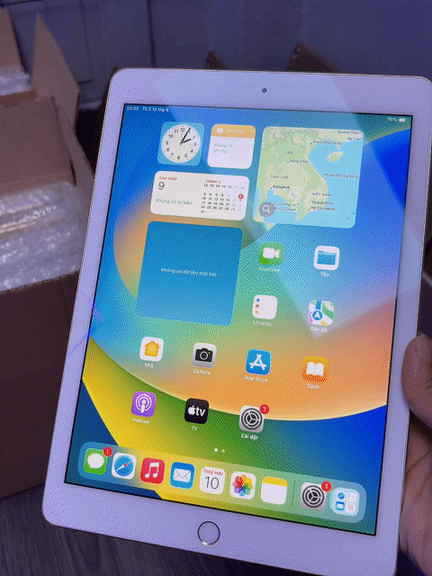 Apple iPad Pro 9.7 32GB Vàng. Mua bán Máy tính bảng tại Quận 1 Tp Hồ Chí Minh được đăng bởi Lucas Huỳnh hình 1