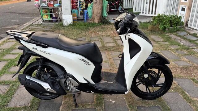Honda SH 150 ABS 2018 trắng sporty – BIỂN SỐ ĐẸP. Mua bán Xe máy tại Quận Bình Tân Tp Hồ Chí Minh được đăng bởi Quân hình 1
