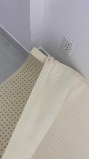 Nệm cao su Vạn Thành QUEEN LATEX STANDARD. Mua bán Giường, chăn ga gối nệm tại Quận 8 Tp Hồ Chí Minh được đăng bởi Tin hình 1