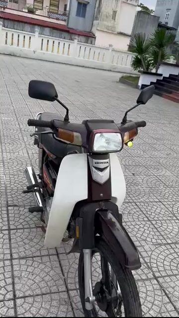 Dream loncin màu Trắng, Nâu. Mua bán Xe máy tại Quận Liên Chiểu Đà Nẵng được đăng bởi Thanh Trương  hình 1