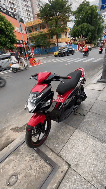 Yamaha Nouvo 6 2016 Đỏ đen Đã sử dụng. Mua bán Xe máy tại Quận Tân Phú Tp Hồ Chí Minh được đăng bởi Tuanduy hình 1