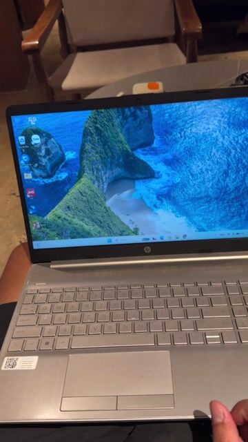 HP 15s du1105TU i3-10110U 15.6 inch 4GB/256GB Full. Mua bán Laptop tại Thành phố Nha Trang Khánh Hòa được đăng bởi Phan Thanh Sơn hình 1