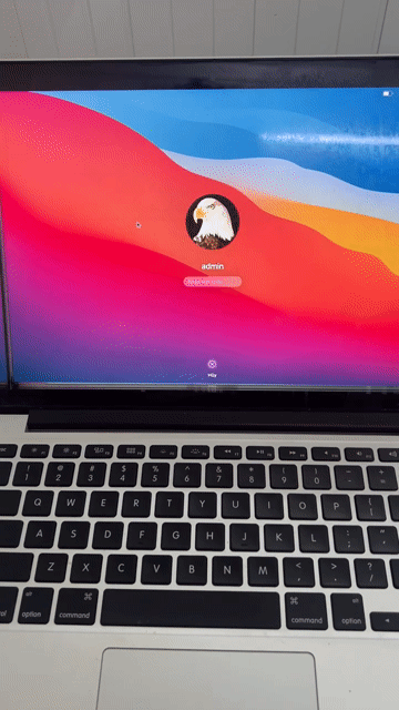 Apple MacBook Pro 2015 13 inch 256GB Lỗi màn sọc. Mua bán Laptop tại Thành phố Long Xuyên An Giang được đăng bởi Thanh hình 1