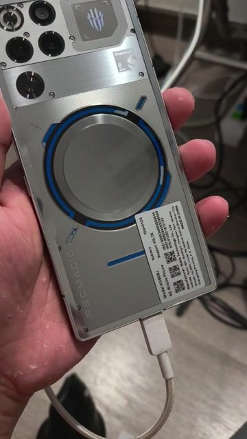 Red Magic 11 Pro 16GB/512GB Bạc. Mua bán Điện thoại tại Quận 5 Tp Hồ Chí Minh được đăng bởi Nguyễn Hải hình 1