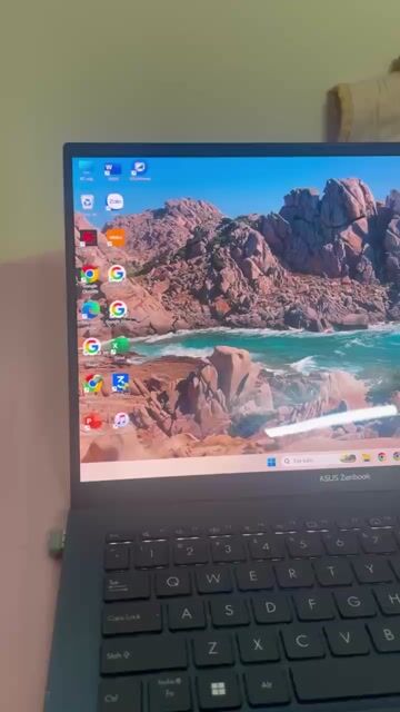 Asus Zenbook 14 UX3402ZA i5 14 inch 8GB/256GB. Mua bán Laptop tại undefined Tp Hồ Chí Minh được đăng bởi Hoàng Chương hình 1
