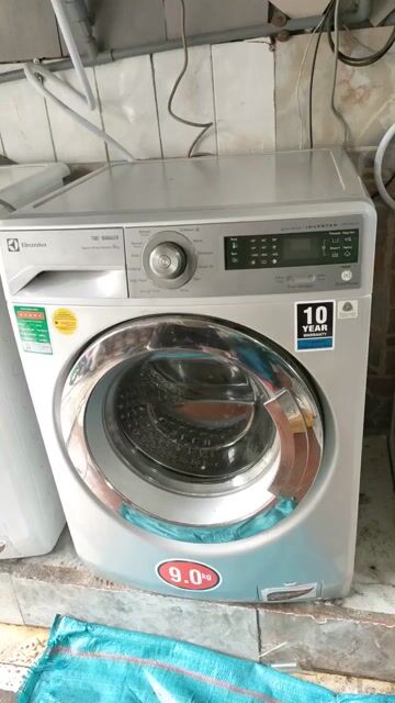 Máy giặt Electrolux 9kg lồng ngang giặt êm tiết ki. Mua bán Máy giặt tại Quận 12 Tp Hồ Chí Minh được đăng bởi Hà Trung Hiếu hình 1
