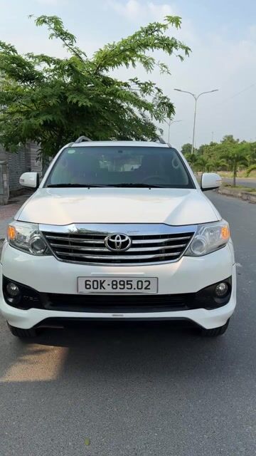 Toyota Fortuner 2015 Trắng. Mua bán Ô tô tại Thành phố Biên Hòa Đồng Nai được đăng bởi Nguyễn Long hình 1