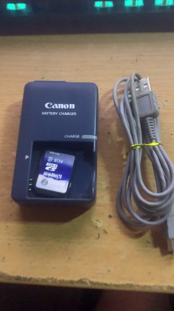 Sạc pin máy ảnh Canon. Mua bán Phụ kiện (Màn hình, Chuột...) tại Thành phố Vinh Nghệ An được đăng bởi SƠN TRƯỜNG hình 1