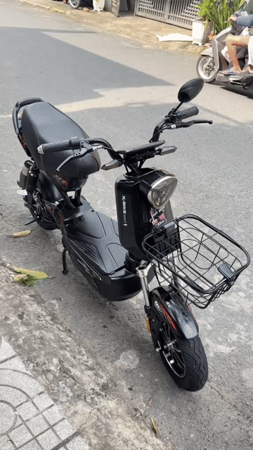 Xe điện 133 lai xbull còn bảo hành 6 tháng bình. Mua bán Xe đạp tại Thành phố Biên Hòa Đồng Nai được đăng bởi XE ĐIỆN THÚY DUYÊN hình 1