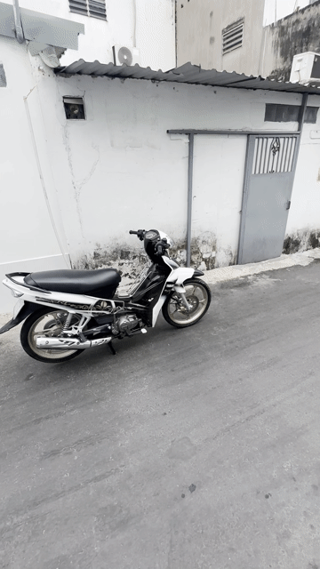 Yamaha Sirius Trắng đen chính chủ. Mua bán Xe máy tại Quận Gò Vấp Tp Hồ Chí Minh được đăng bởi Trí Nguyễn hình 1