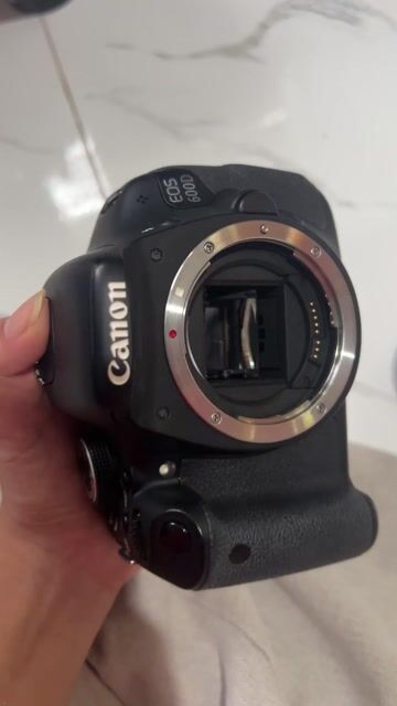 Máy ảnh Canon 600D kèm lens 17-85mm. Mua bán Máy ảnh, Máy quay tại Huyện Tân Hiệp Kiên Giang được đăng bởi Trâm Anh hình 1