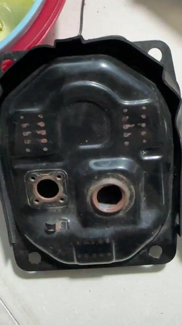 Cần bán Thùng xăng zin với đồng hồ zin ex 135. Mua bán Phụ tùng xe tại Thành phố Thủ Đức Tp Hồ Chí Minh được đăng bởi Phan Phương Phú hình 1