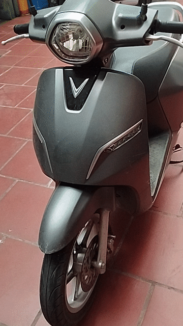 Xe máy điện VinFast Klara A2 Xám. Mua bán Xe máy tại Quận Long Biên Hà Nội được đăng bởi Lê Dương hình 1