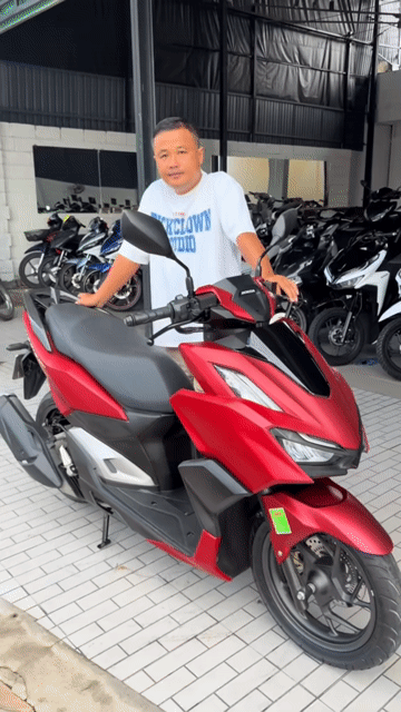 Honda Vario 160 ABS 2023 Đỏ. Mua bán Xe máy tại Quận Ô Môn Cần Thơ được đăng bởi Trần Tùng hình 1