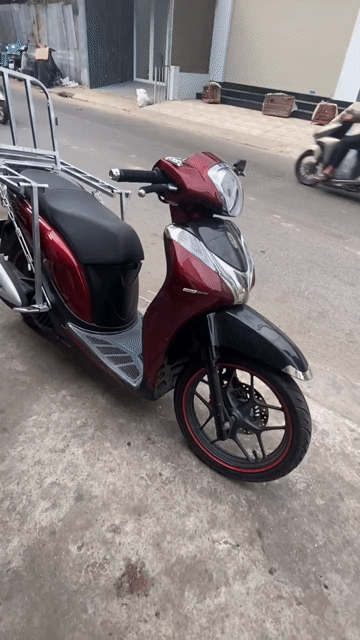 Giá chở hàng xe SH, SH Mode - rẻ rẻ. Mua bán Phụ tùng xe tại Quận Liên Chiểu Đà Nẵng được đăng bởi Điện Nước 68 hình 1