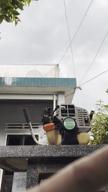 Máy cắt cỏ 02 thì nội địa nhật. Mua bán Đồ chuyên dụng, Giống nuôi trồng tại Huyện Châu Đức Bà Rịa - Vũng Tàu được đăng bởi A Cường hình 1