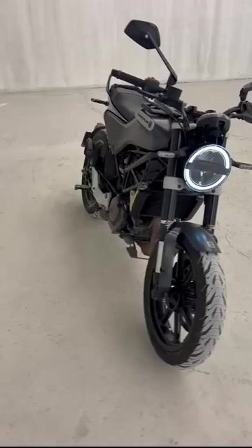 Husqvarna Svartpilen 200 đời 2023 20281km. Mua bán Xe máy tại Quận Gò Vấp Tp Hồ Chí Minh được đăng bởi Phạm Ân hình 1