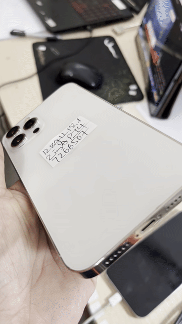 iPhone 12 Pro max. full zin. bao mở check main. Mua bán Điện thoại tại Quận Thanh Xuân Hà Nội được đăng bởi Mr Chiến hình 1