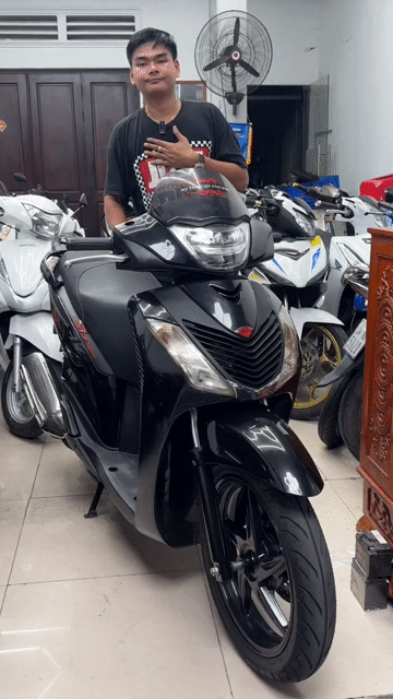 Honda SHVN150 . hỗ trợ góp. Mua bán Xe máy tại Thành phố Thủ Đức Tp Hồ Chí Minh được đăng bởi Lê Hạnh hình 1