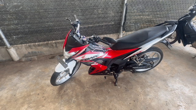 Honda Sonic Đỏ trắng đen. Mua bán Xe máy tại Huyện Krông Pắc Đắk Lắk được đăng bởi Ricks hình 1
