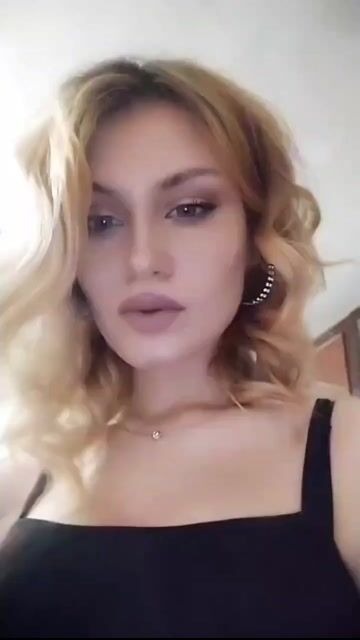 Model - Young Lady toys