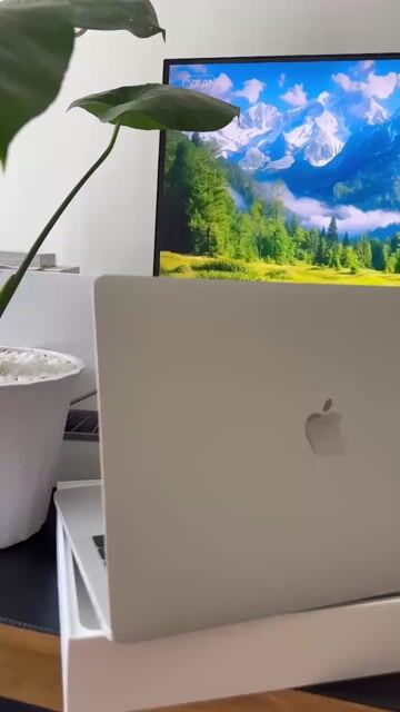 Apple MacBook Pro M1 Pro 16GB/512GB 16 inch. Mua bán Laptop tại Quận Gò Vấp Tp Hồ Chí Minh được đăng bởi Ngọc Huyền hình 1