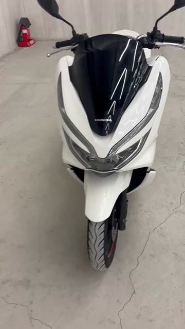 Honda PCX 2019 Trắng 41579 km. Mua bán Xe máy tại Quận Gò Vấp Tp Hồ Chí Minh được đăng bởi Phạm Ân hình 1