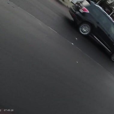 Que-jumpers almost cause an accident. Shared on UpRide: Abused for being in the primary position